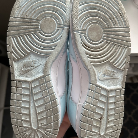 NIKE Dunk Low - Picture 4 of 4